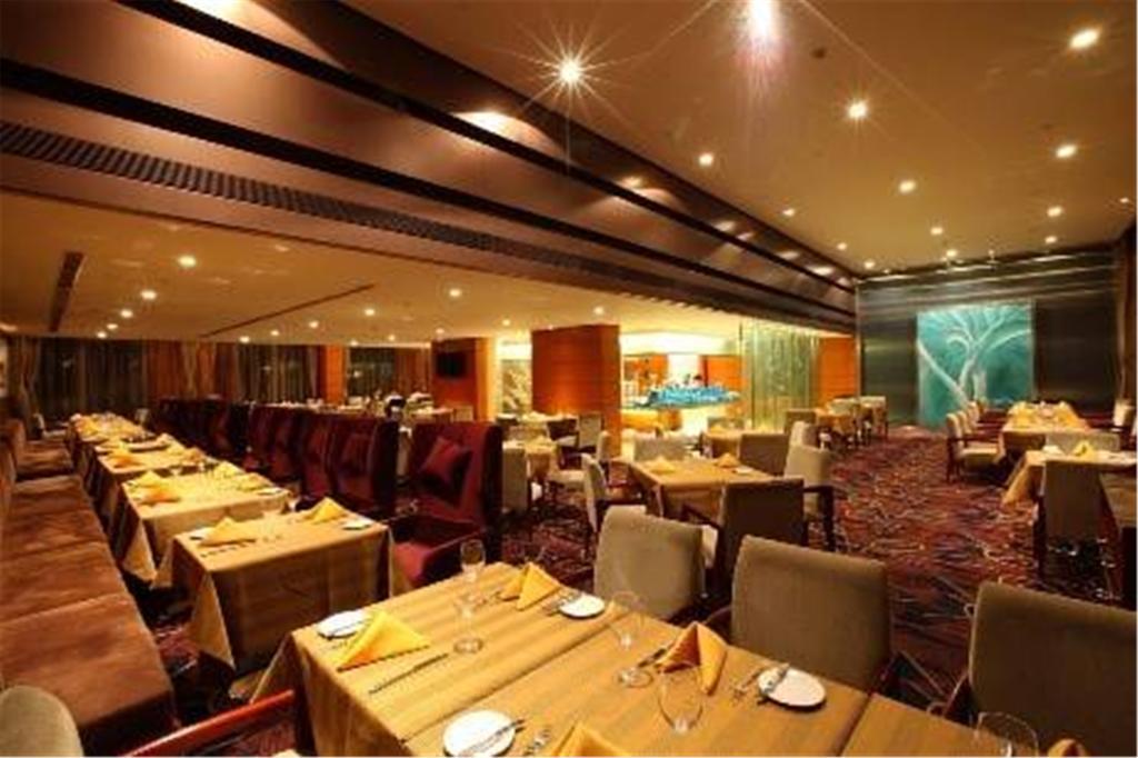 הוינאן Howard Johnson Plaza Lingang Shanghai מראה חיצוני תמונה